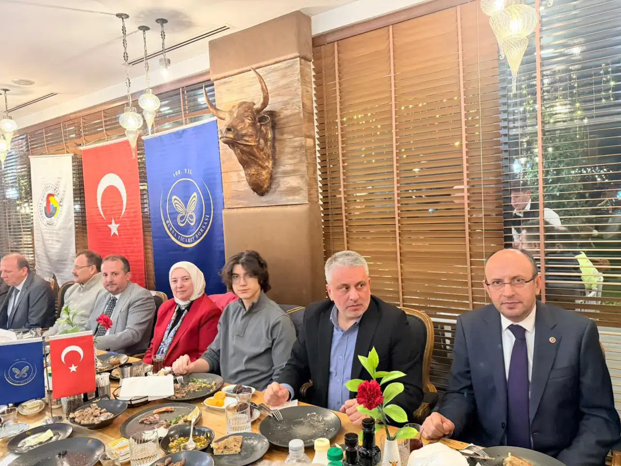 Bursa protokolünü buluşturan sahur 12