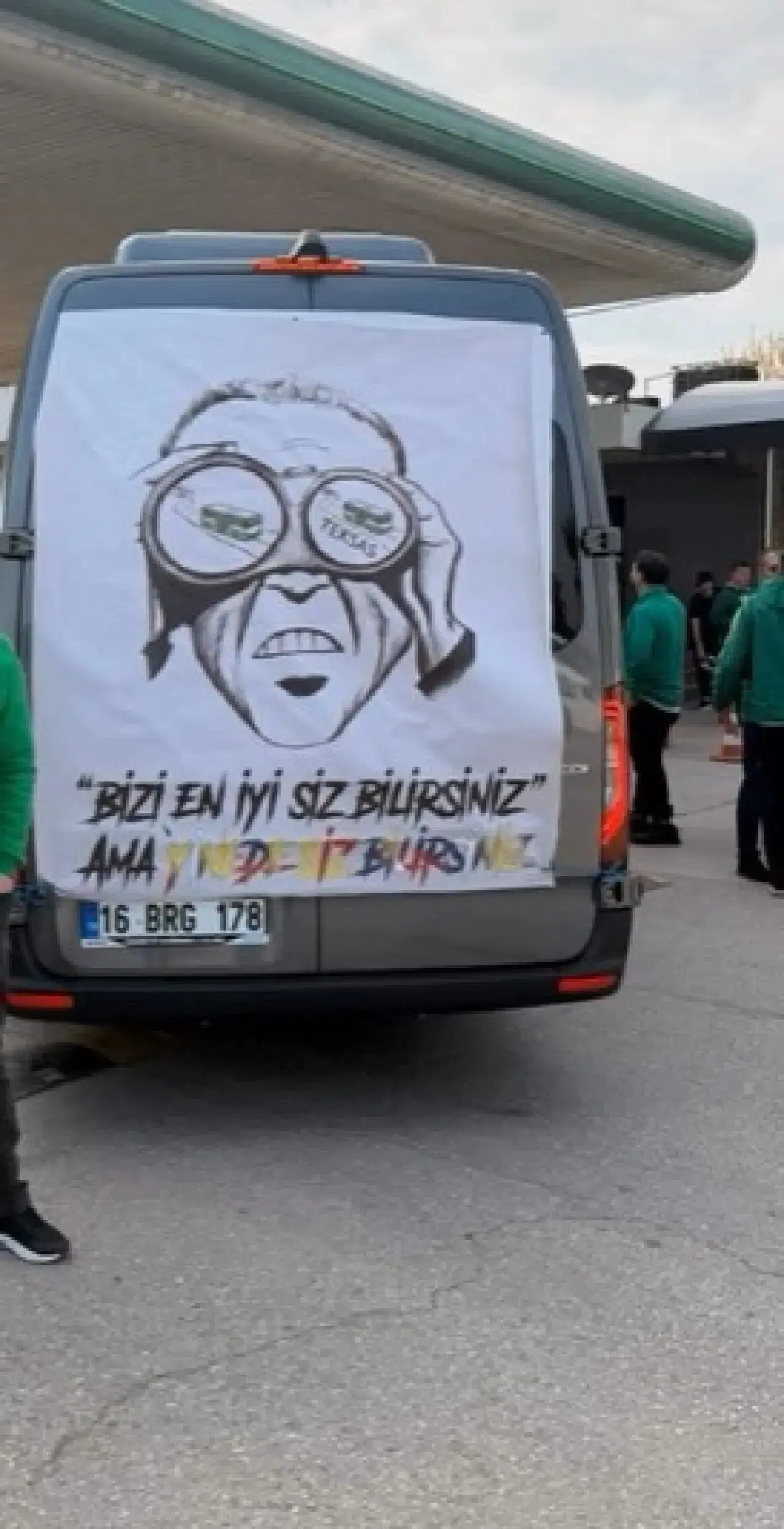 Bursasporlu taraftarlar Eskişehir'e akın etti! 6