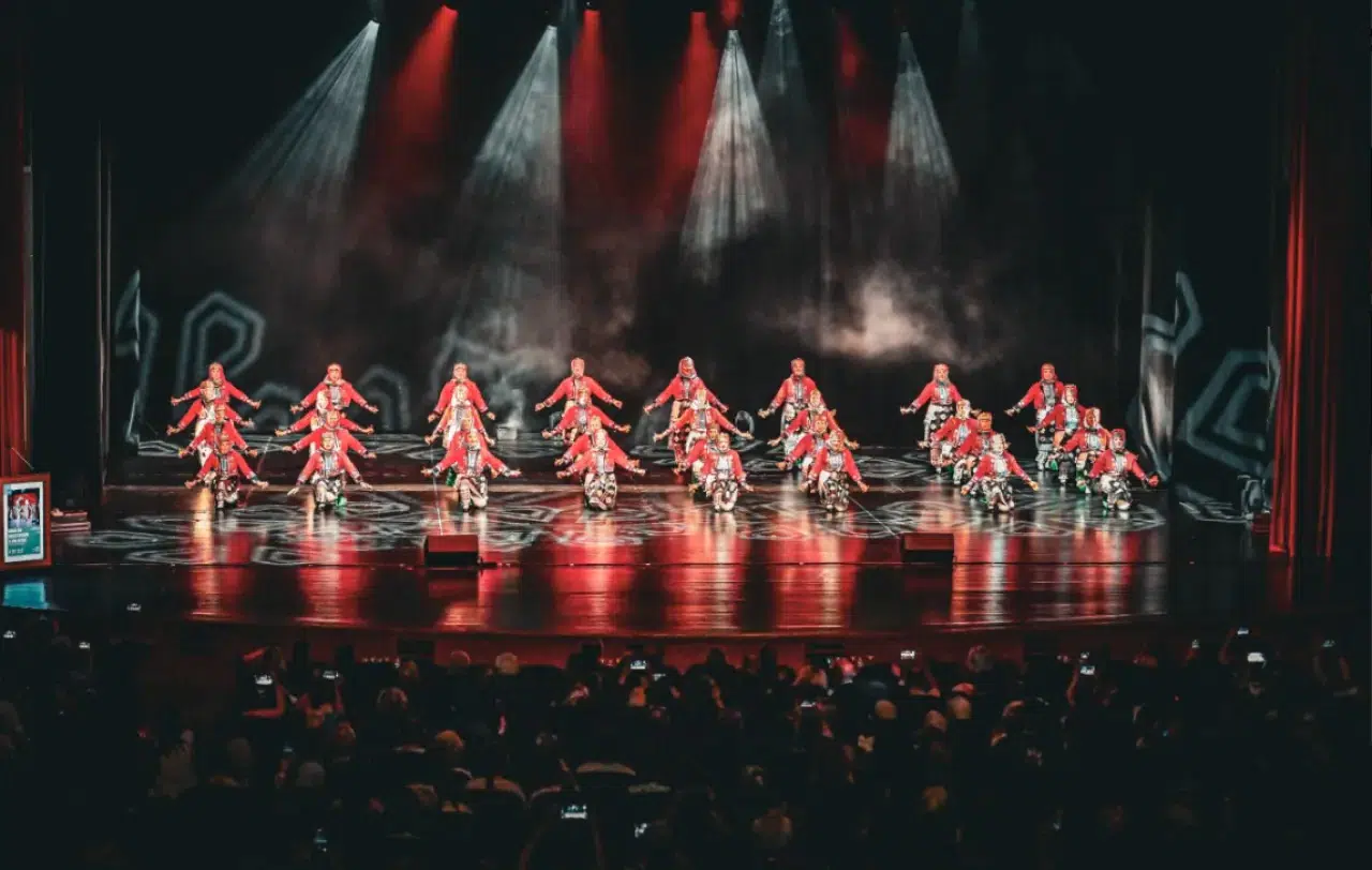 Karagöz Halk Dansları'ndan Bursa'da muhteşem final 7