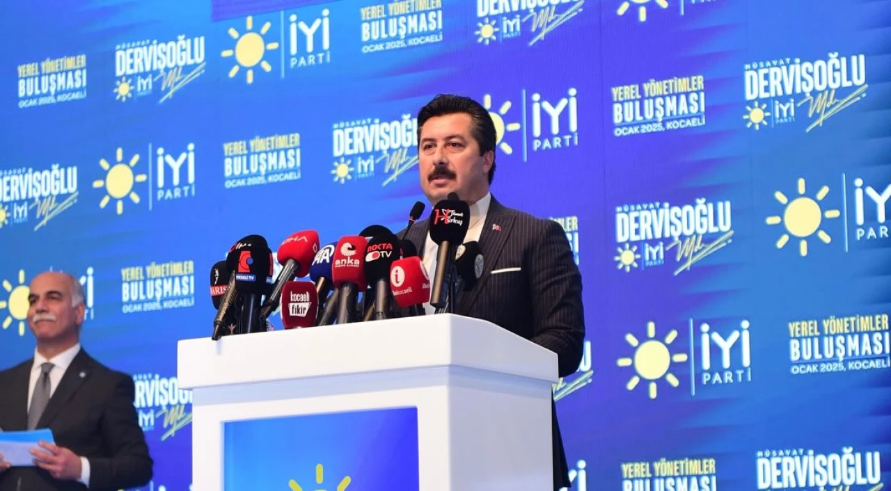 Başkan Ercan Özel: "Tahta iskemlede oturuyoruz"