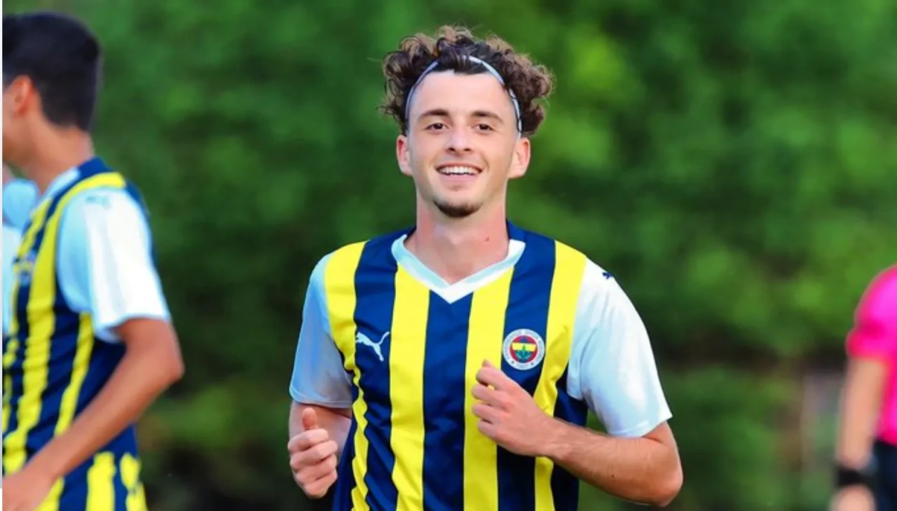 Bursaspor'dan orta sahaya takviye