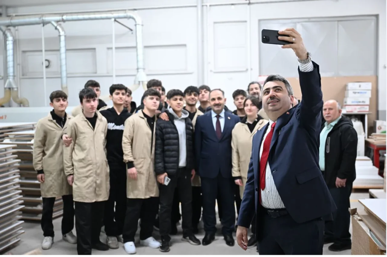 Yıldırım'daki okullara pazartesi ziyaretleri