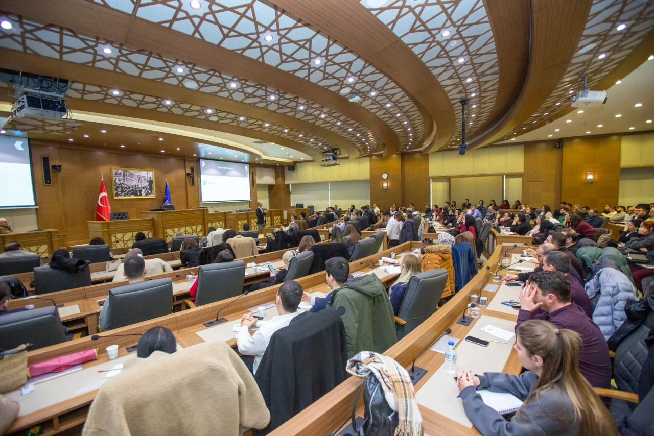 Büyükşehir'de hizmete eğitim kalitesi