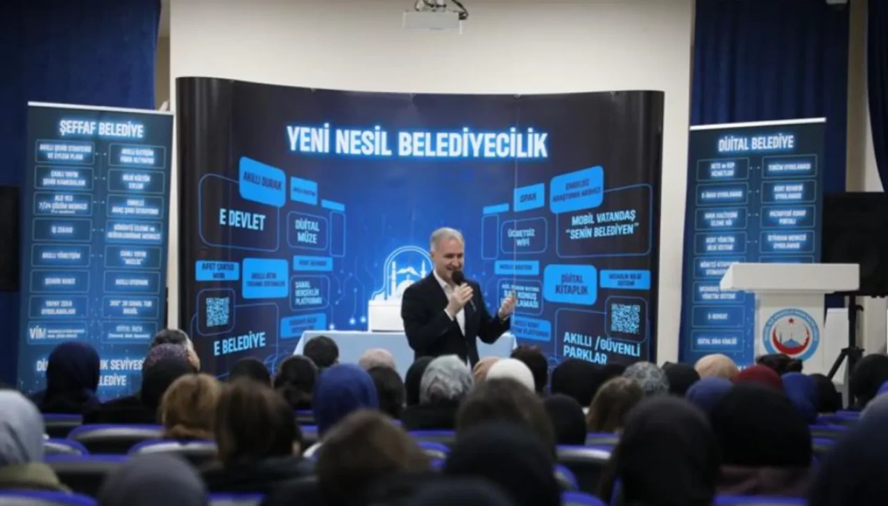 İnegöl'de Genç Bakış buluşmaları sürüyor