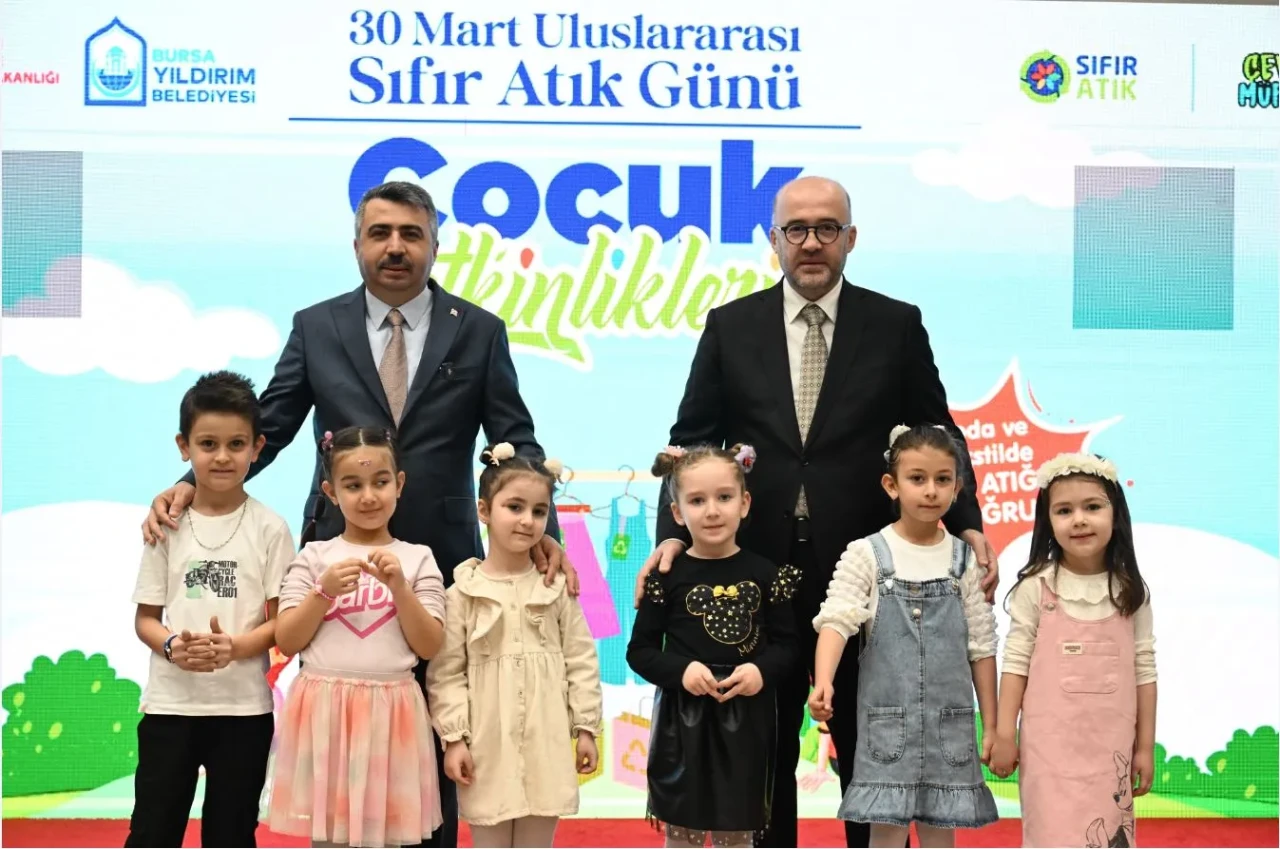 Uyumayan Kütüphane'de doğa 850 bin plastikten kurtarıldı