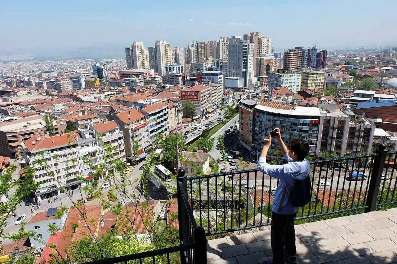 Bugün hava  parçalı bulutu