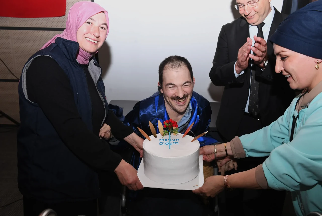 Eğitime giden engeller dayanışmayla kaldırıldı