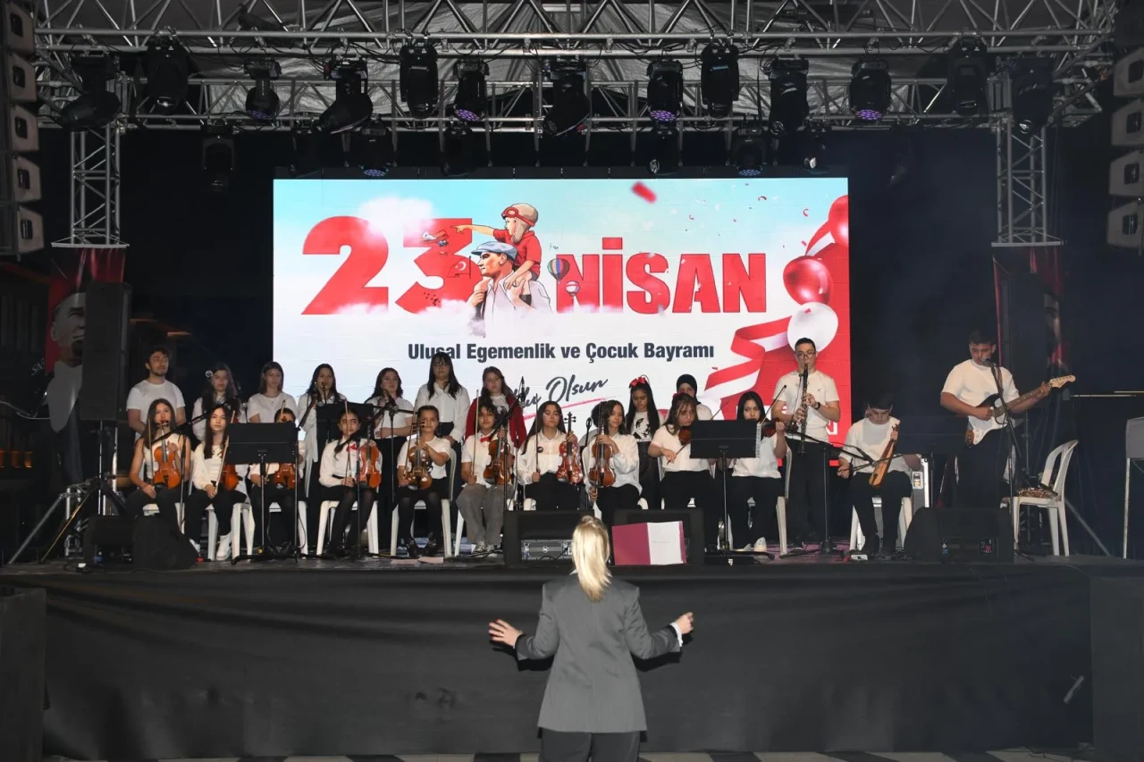 Osmangazi'de sahne genç ve çocukların