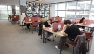 Üniversite hazırlanan gençlere ücretsiz deneme sınavı