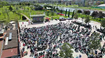 Şampiyonluk coşkusu meydanlarda yaşandı