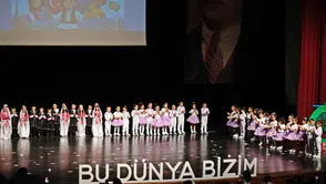 Bursa Yuvam’da miniklerin yıl sonu heyecanı