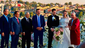 Faruk Çelik ünlü futbolcunun şahidi oldu