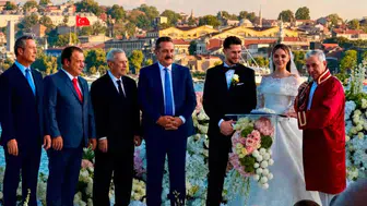 Faruk Çelik ünlü futbolcunun şahidi oldu