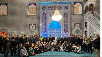 Ali Kuşçulu öğrenciler sabah namazında buluştu