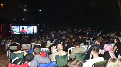 Bursa'da açık havada sinema buluşması
