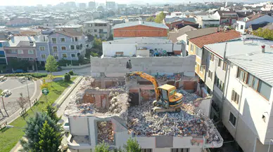 Osmangazi'de kaçak yapılar yıkılıyor