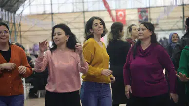 Mudanya Kapalı Pazar Yeri'nde kadınlar matinesi