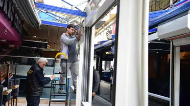 Arap Şükrü Sokağı'nda eklentiler kaldırıldı