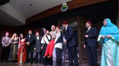 Ayyar Hamza tiyatro severlerle buluştu