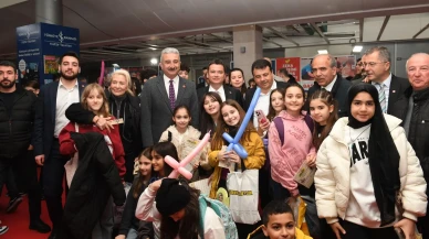 Osmangazi’nin standında imza günleri