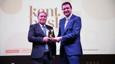 Gemlik Belediyesi’ne  'Patili Canlar' ödülü