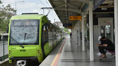 Şehir Hastanesi metrosu rötar yaptı!