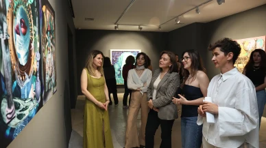 Genç sanatçıların eserleri Balat'ta izlenime sunuldu