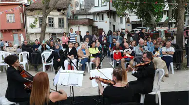 Tirilye sokaklarında festival coşkusu yaşandı