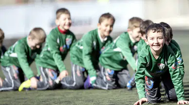 Bursaspor Futbol Okulu'na kayıt ücreti açıklandı
