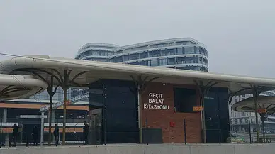 Geçit İstasyonu'nun ismi değişiyor
