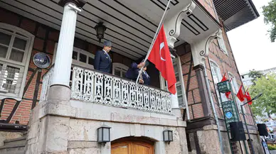 Bursa'da kurtuluş coşkusu bayrakla başladı
