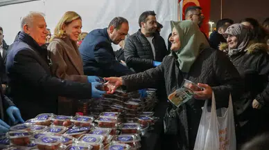 Bursalılara Miraç Kandili ikramı