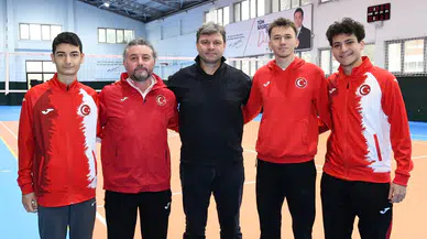 Ertuğrul Sağlam'dan Osmangazili sporculara ziyaret