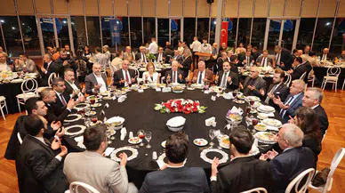 Bursa Büyükşehir Meclisi aynı sofrada buluştu