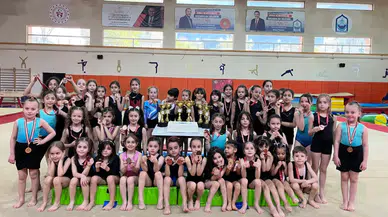 Yıldırımlı sporcular TBMM Kupası'nda madalyaları topladı