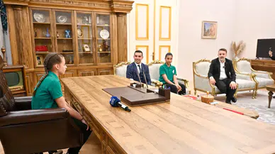 23 Nisan’da başkanlık koltuğu çocukların oldu