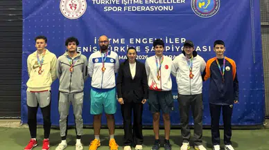 Osmangazili raketler madalyaları topladı