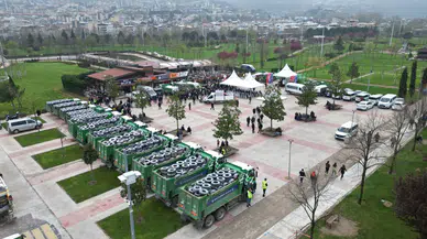 Bursalı çiftçiye Büyükşehir'den sulama ve gübre desteği