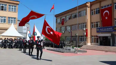 Bursa POMEM’de 475 polis adayı mezun oldu