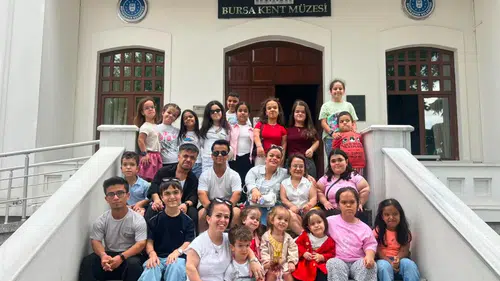 Akondroplazi bireyler Bursa'yı keşfetti