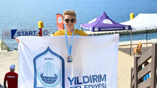 Yıldırım Belediyespor'dan yüzmede milli gurur