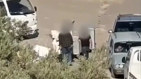 Çöp dökenler kamerada! 100 bin TL ceza kesildi