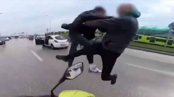 Bursa Acemler'de trafikte kavga