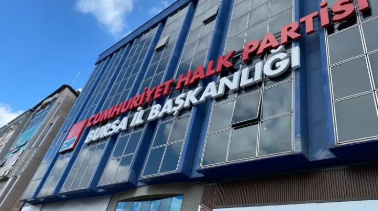 CHP Bursa Kadın Kolları'na Kayabaş'tan dikkat çeken yorum!