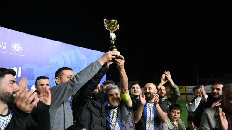 Gemlik'te şampiyonu Çimtaş