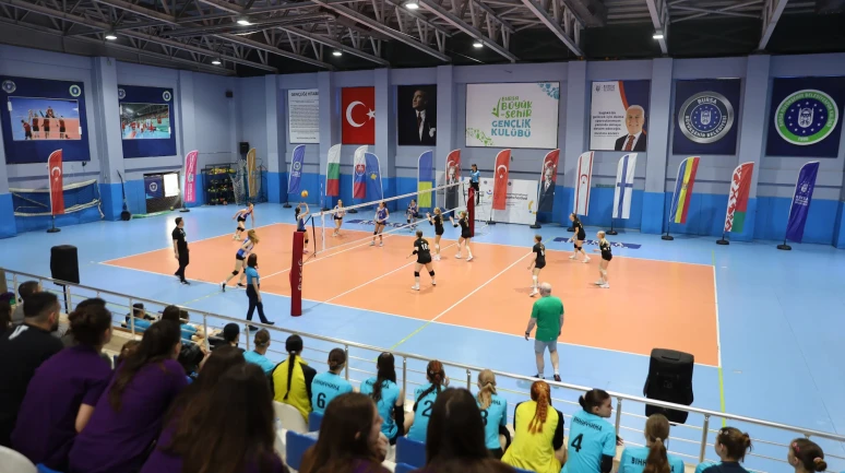 Kardeş şehirler sporda buluştu