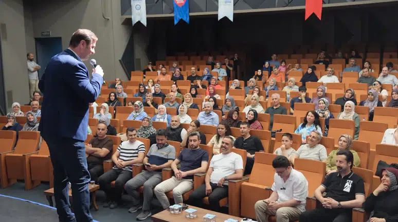 Yıldırım'da dijital çağda ebeveyn olmak konuşuldu