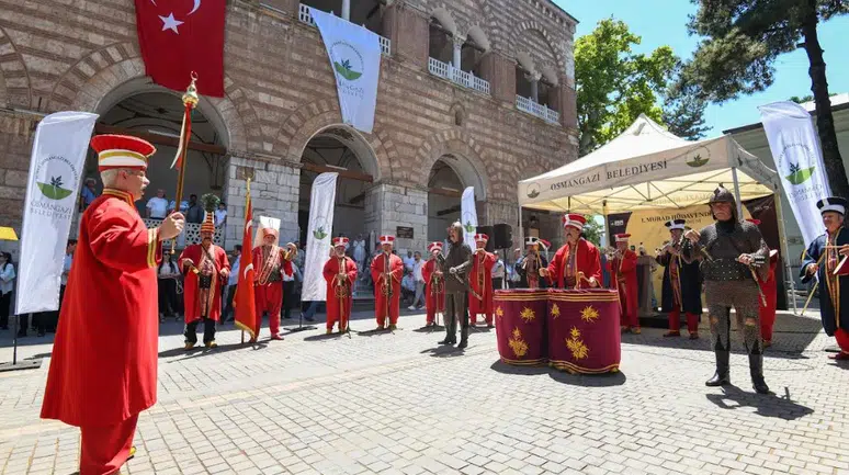 Murad Hüdavendigâr dualarla anıldı