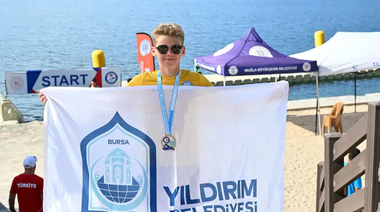 Yıldırım Belediyespor'dan yüzmede milli gurur