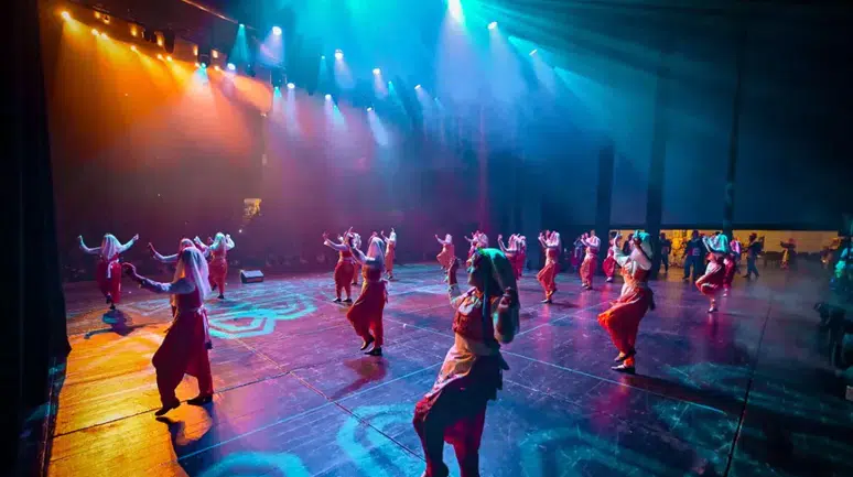 Karagöz Halk Dansları'ndan Bursa'da muhteşem final